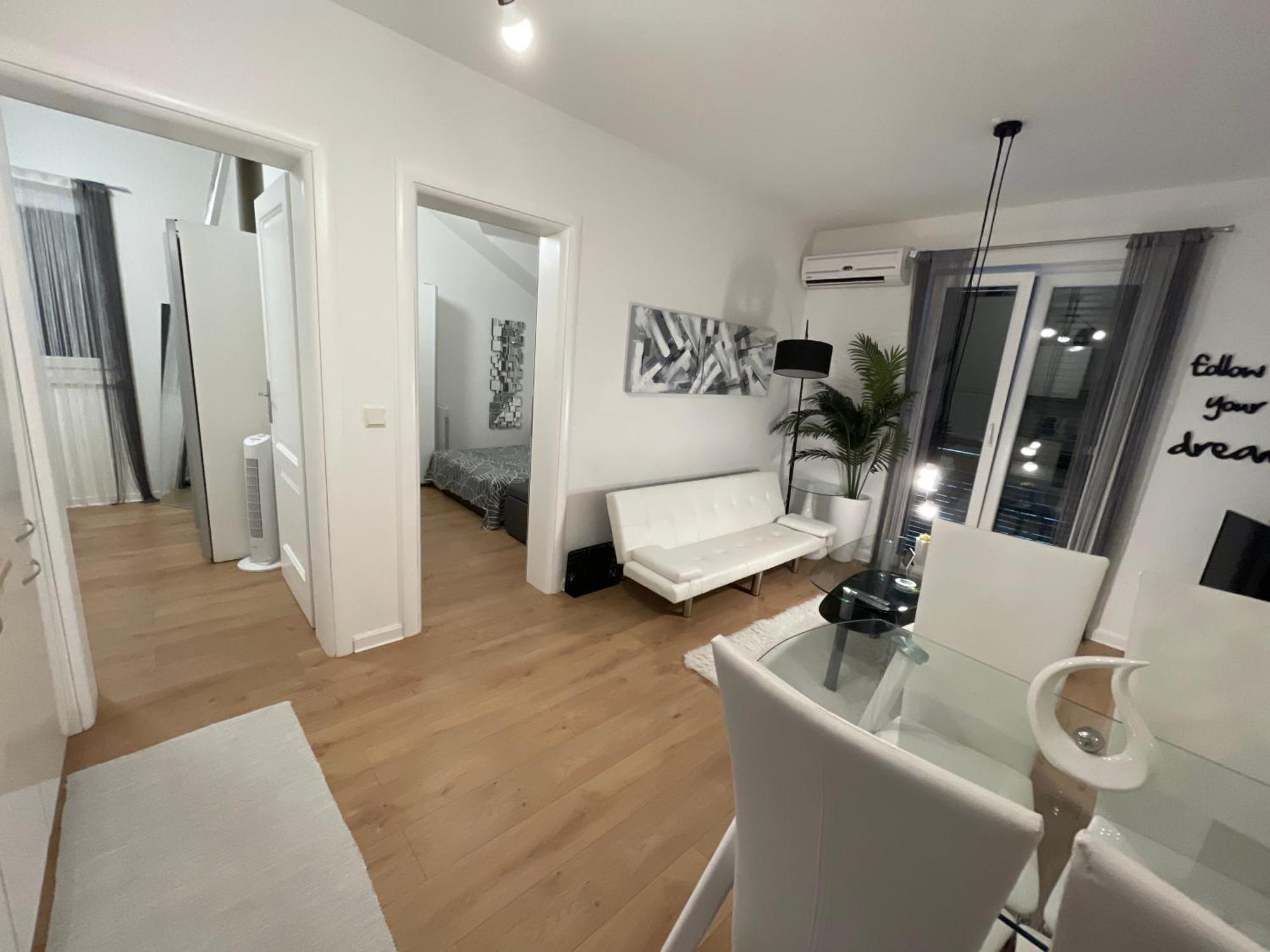 Apartment New Chic Supetar Bagian luar foto