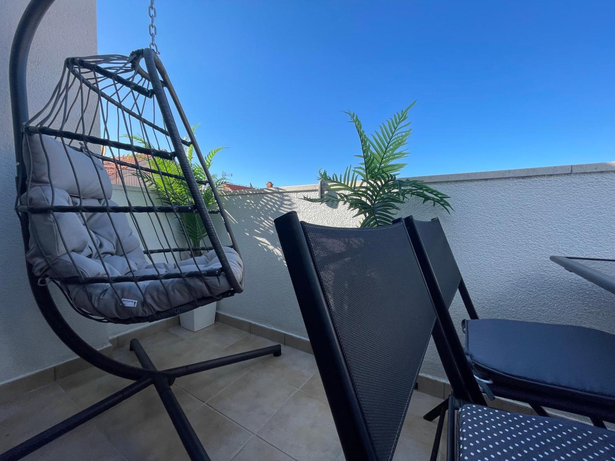 Apartment New Chic Supetar Bagian luar foto