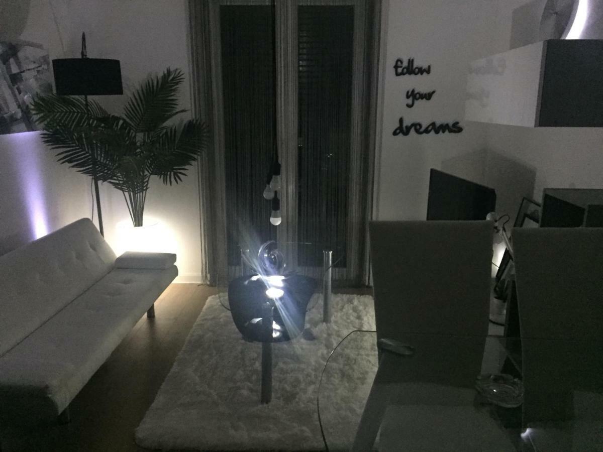 Apartment New Chic Supetar Bagian luar foto