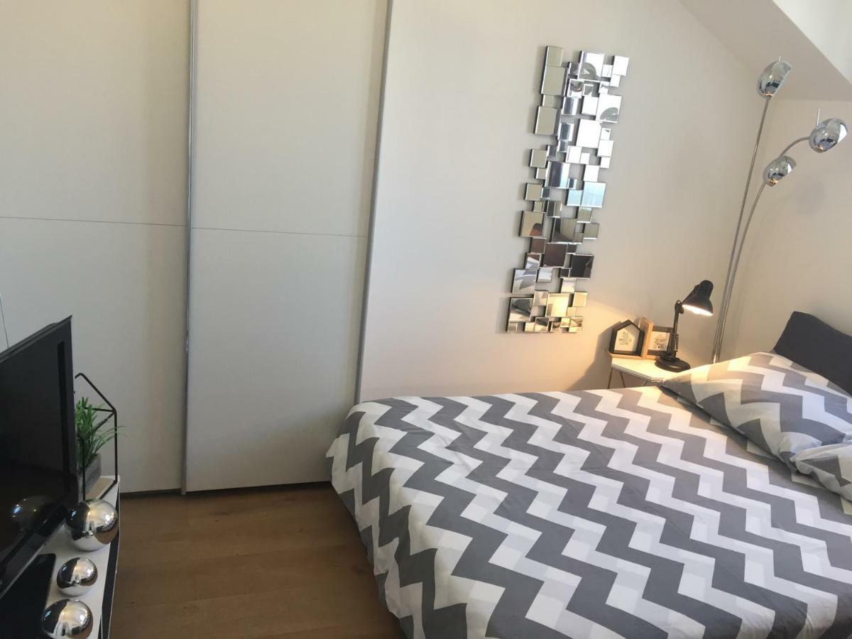 Apartment New Chic Supetar Bagian luar foto